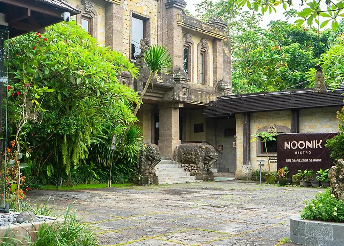 Purana Suite Ubud